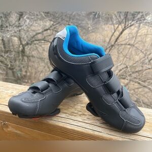 Tommaso Women's Black Athletic Cycling Shoes with Blue Lining